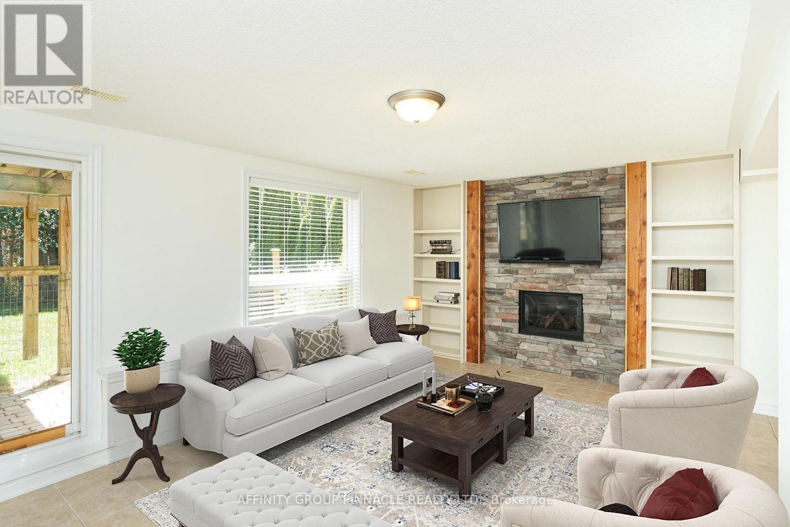 103 Cook Street, Kawartha Lakes, Ontario K9V 0K8 - Photo 24 - X12512822