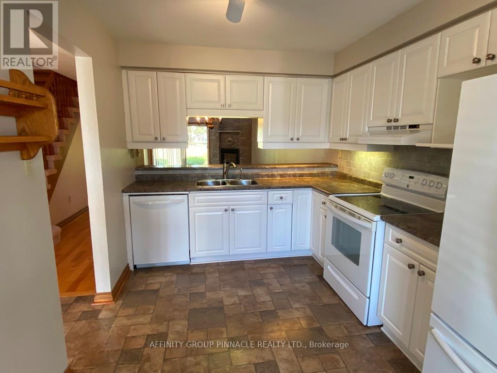 2 - 5 Heritage Way, Kawartha Lakes, Ontario  K9V 5Y6 - Photo 10 - X12512834