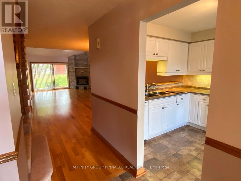 2 - 5 Heritage Way, Kawartha Lakes, Ontario  K9V 5Y6 - Photo 6 - X12512834