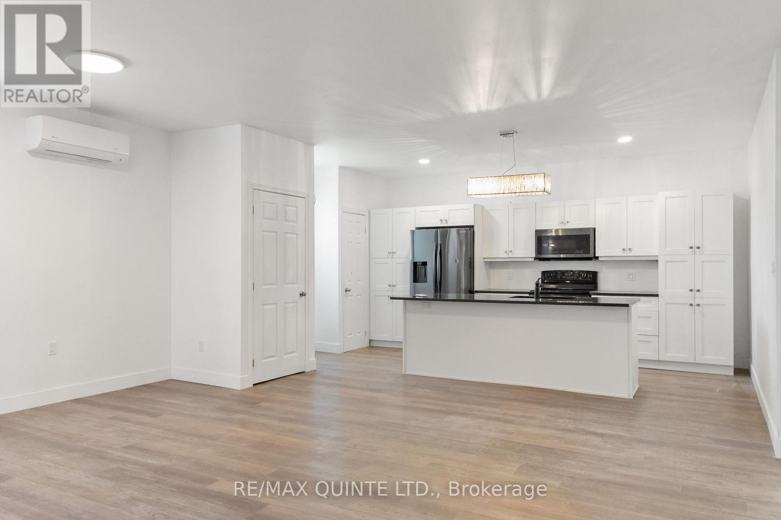 2 - 21 Meade Street, Brighton, Ontario L3Z 3E6 - Photo 9 - X12512964