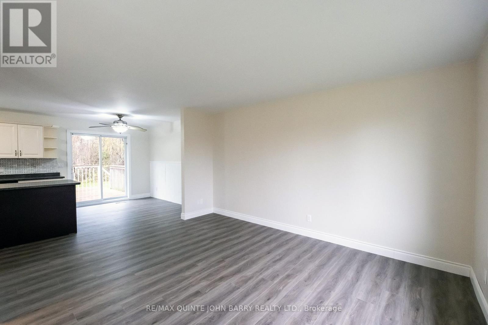 113 Barcovan Beach Road, Quinte West, Ontario K0K 1L0 - Photo 6 - X12512990