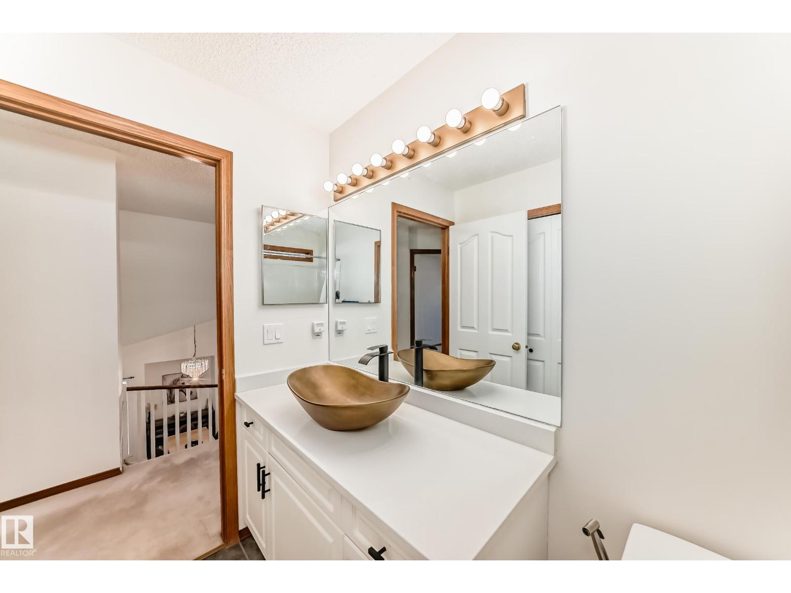 922 Burrows Cr Nw, Edmonton, Alberta  T6R 2L3 - Photo 57 - E4464756