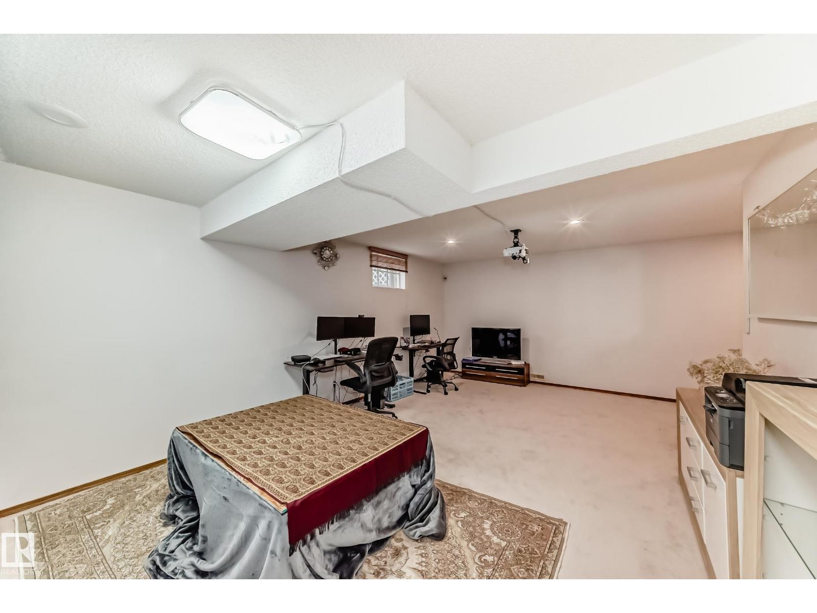 922 Burrows Cr Nw, Edmonton, Alberta  T6R 2L3 - Photo 64 - E4464756