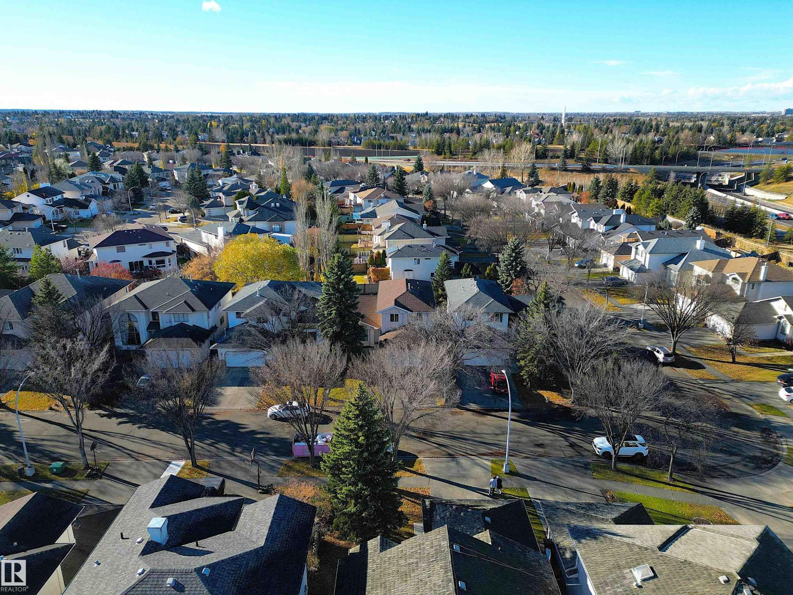 922 Burrows Cr Nw, Edmonton, Alberta  T6R 2L3 - Photo 73 - E4464756