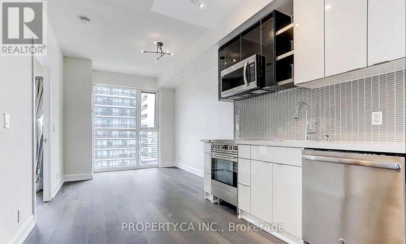 2805 - 33 Shore Breeze Drive, Toronto, Ontario  M8V 1A1 - Photo 3 - W12512616