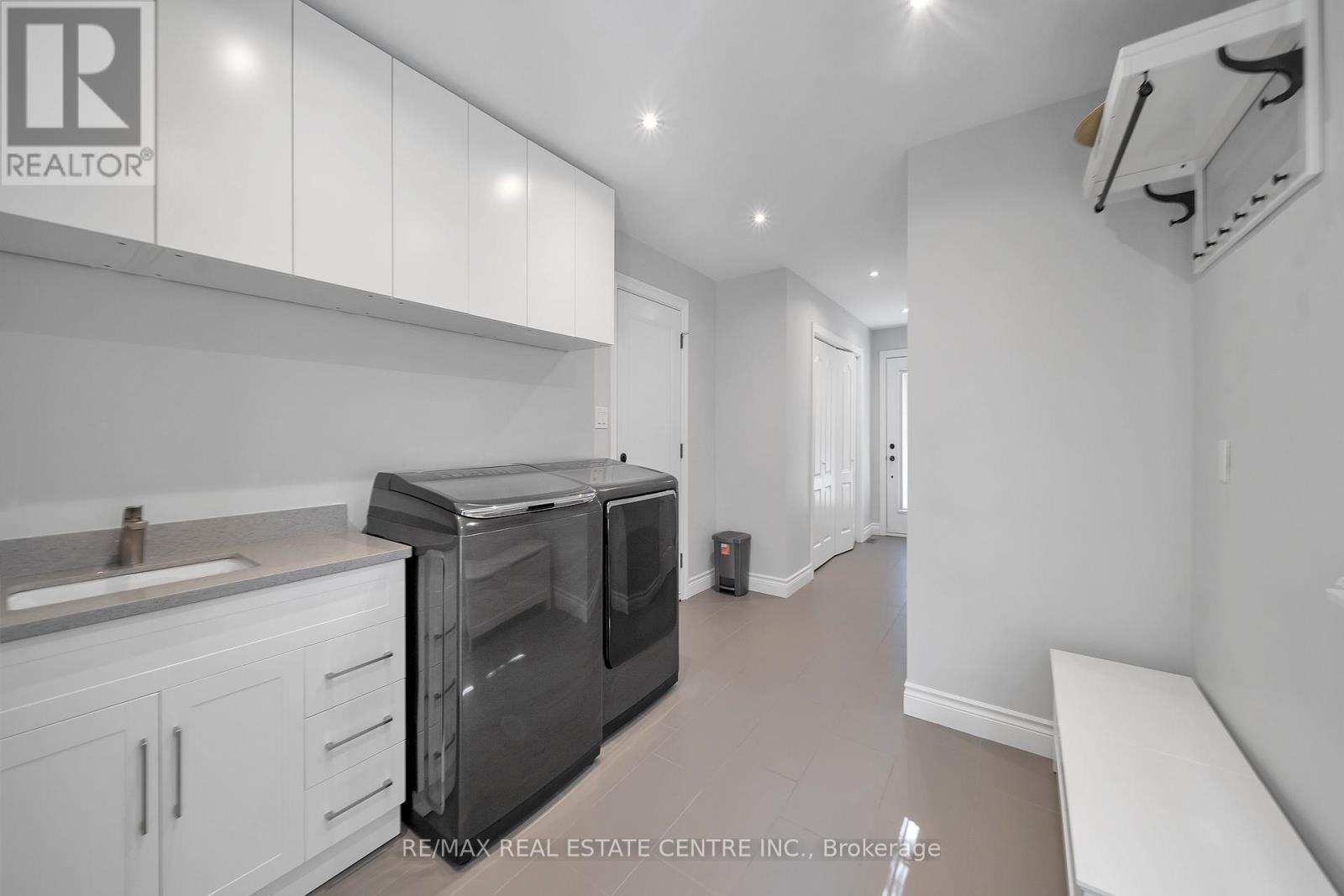 8438 Ninth Line, Halton Hills, Ontario  L0P 1K0 - Photo 18 - W12512630