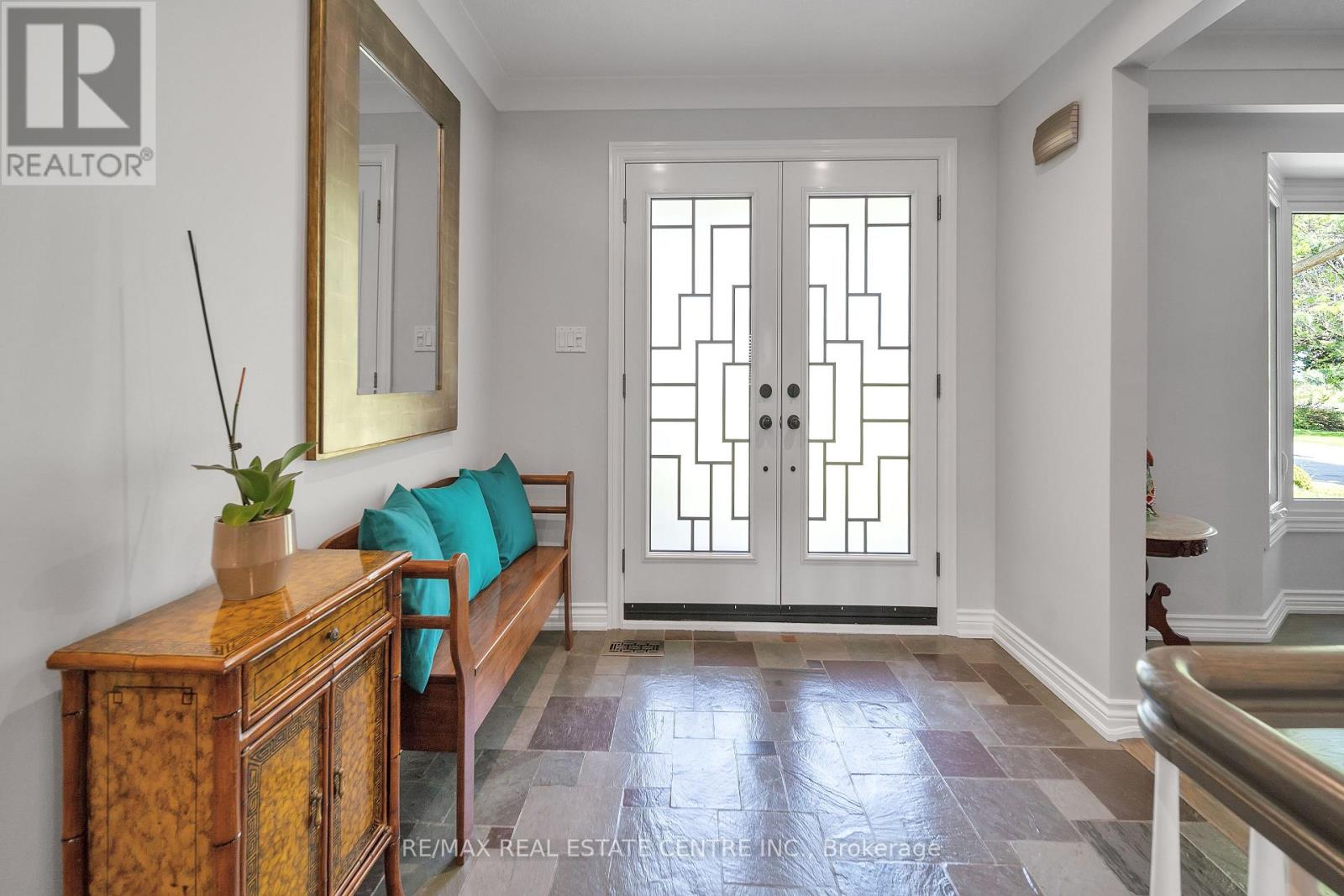 8438 Ninth Line, Halton Hills, Ontario  L0P 1K0 - Photo 4 - W12512630