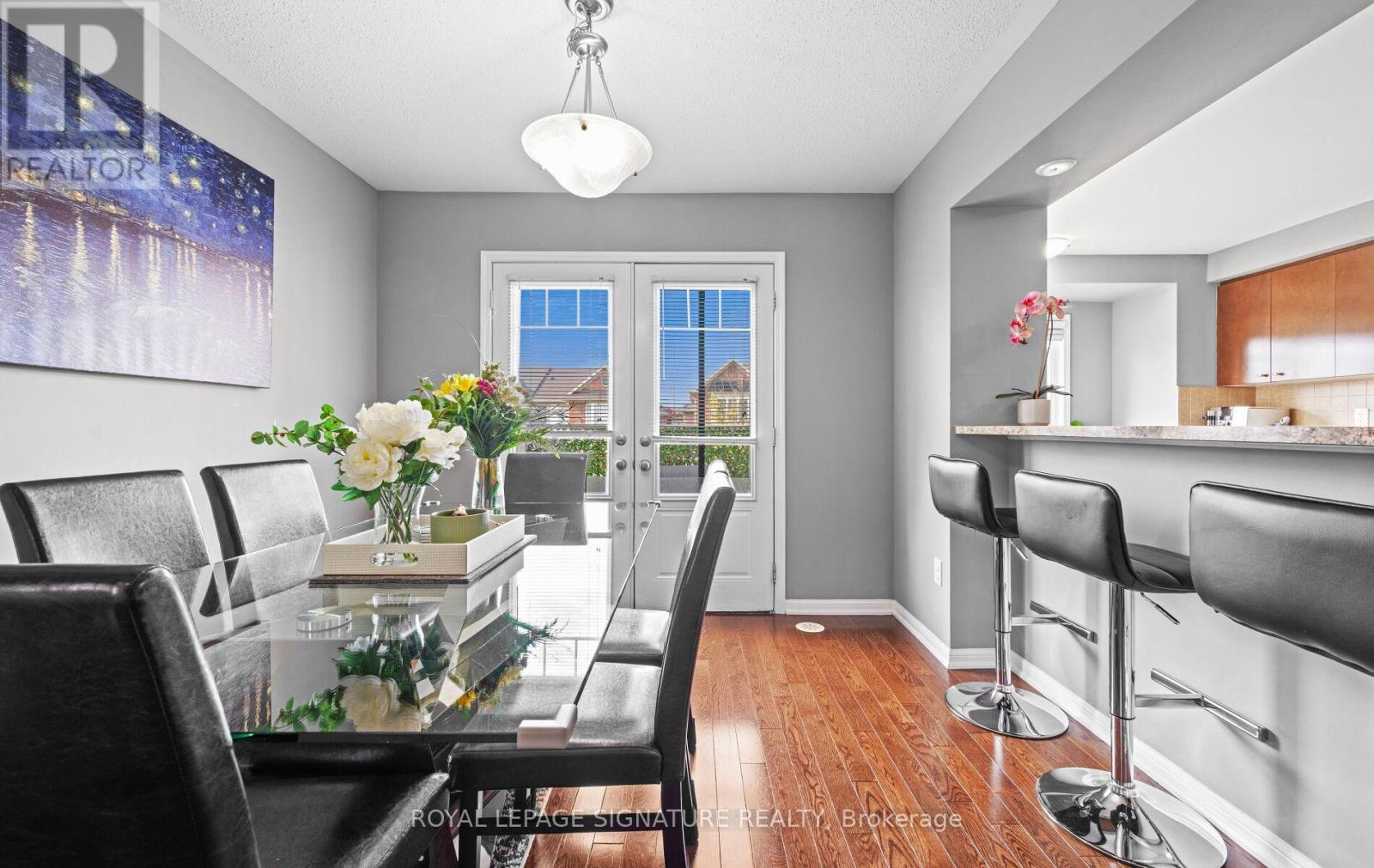 240 Mortimer Crescent, Milton, Ontario  L9T 8N7 - Photo 12 - W12512694