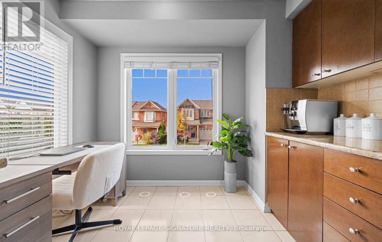 240 Mortimer Crescent, Milton, Ontario  L9T 8N7 - Photo 17 - W12512694