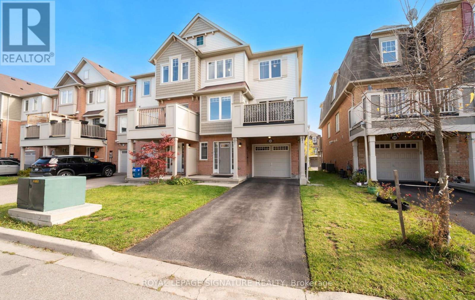 240 Mortimer Crescent, Milton, Ontario  L9T 8N7 - Photo 3 - W12512694