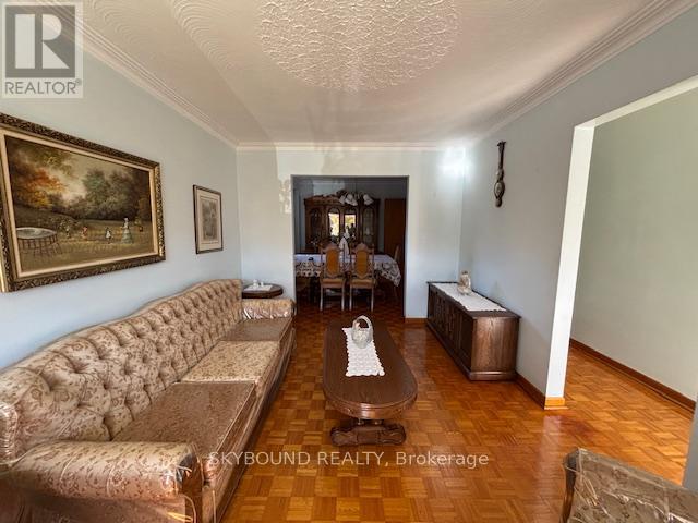 110a Morrison Avenue, Toronto, Ontario  M6E 1M2 - Photo 4 - W12512746