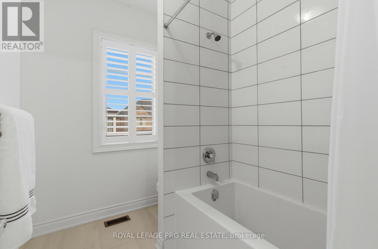 61 Cattail Crescent, Hamilton, Ontario  L0R 1Z6 - Photo 26 - X12512636