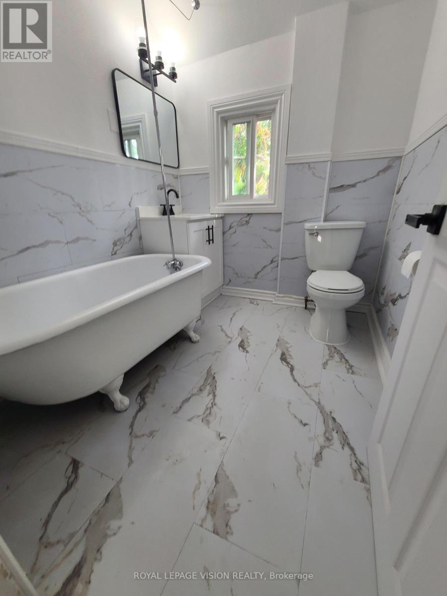 56 Munroe Street, Hamilton, Ontario  L8L 3V7 - Photo 22 - X12512674