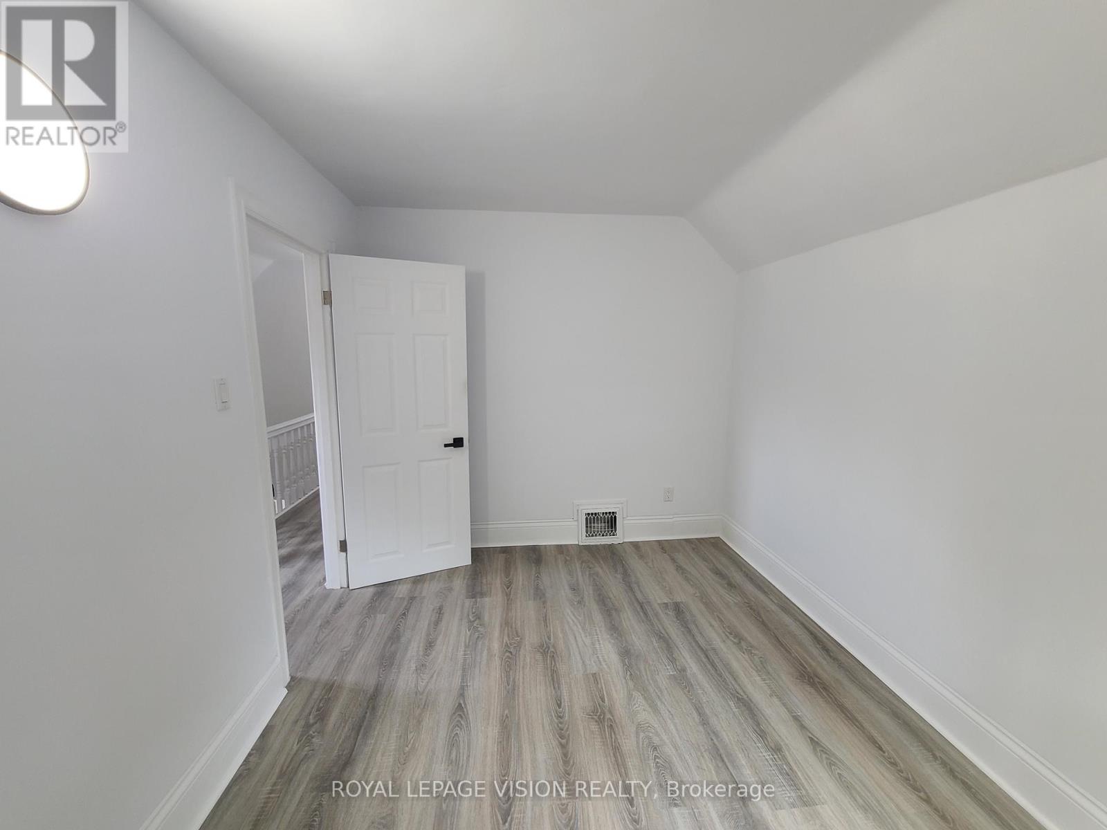 56 Munroe Street, Hamilton, Ontario  L8L 3V7 - Photo 28 - X12512674