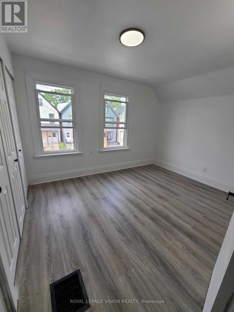 56 Munroe Street, Hamilton, Ontario  L8L 3V7 - Photo 32 - X12512674