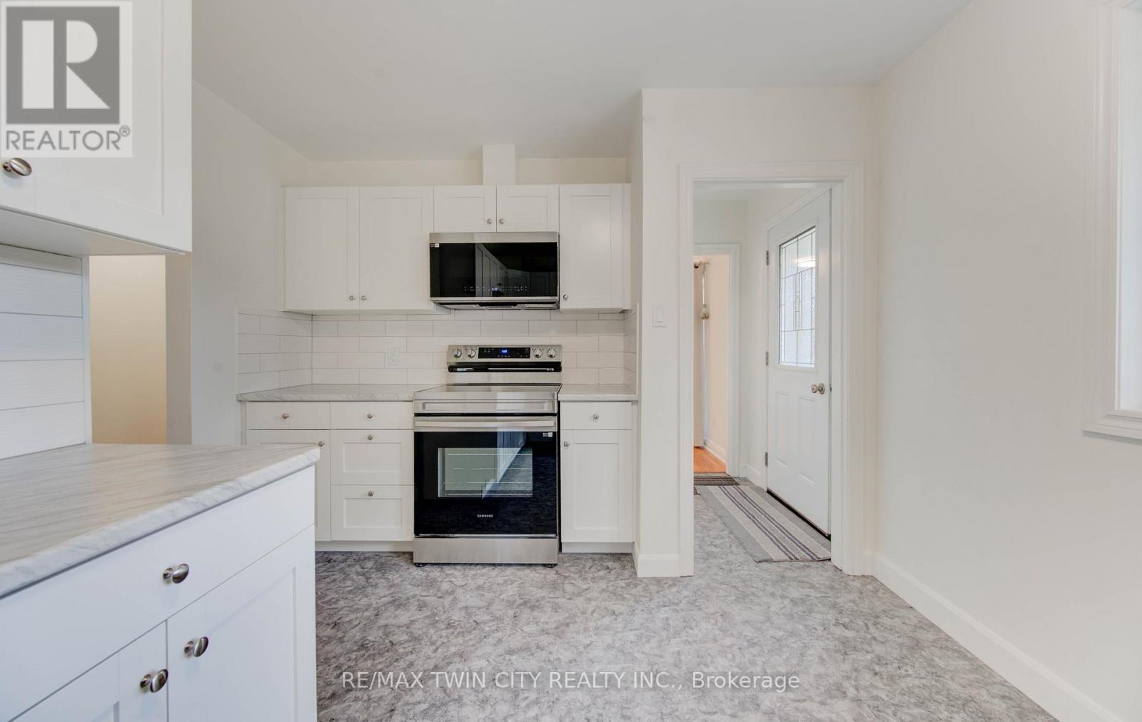 28 Jack Avenue, Kitchener, Ontario  N2M 1Z8 - Photo 10 - X12512708