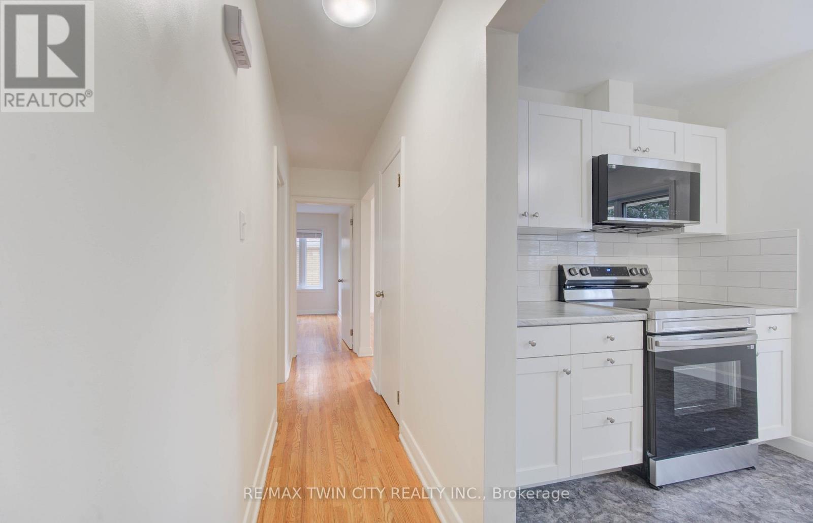 28 Jack Avenue, Kitchener, Ontario  N2M 1Z8 - Photo 12 - X12512708