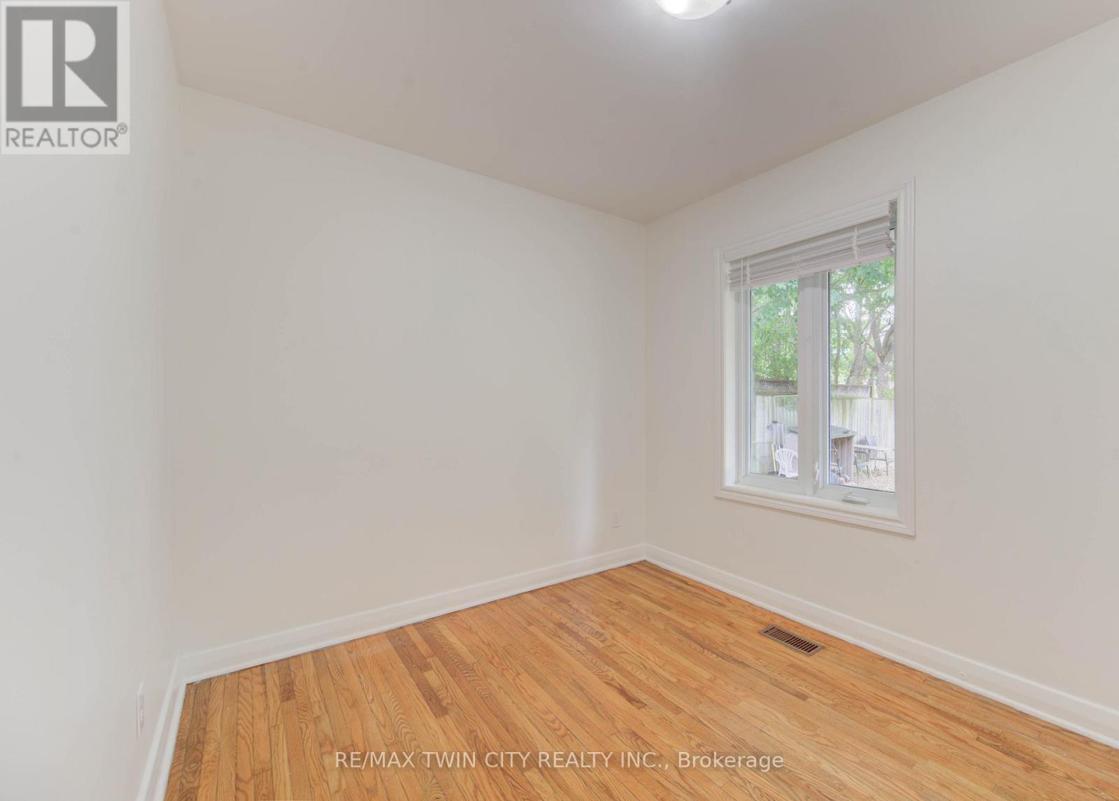 28 Jack Avenue, Kitchener, Ontario  N2M 1Z8 - Photo 18 - X12512708