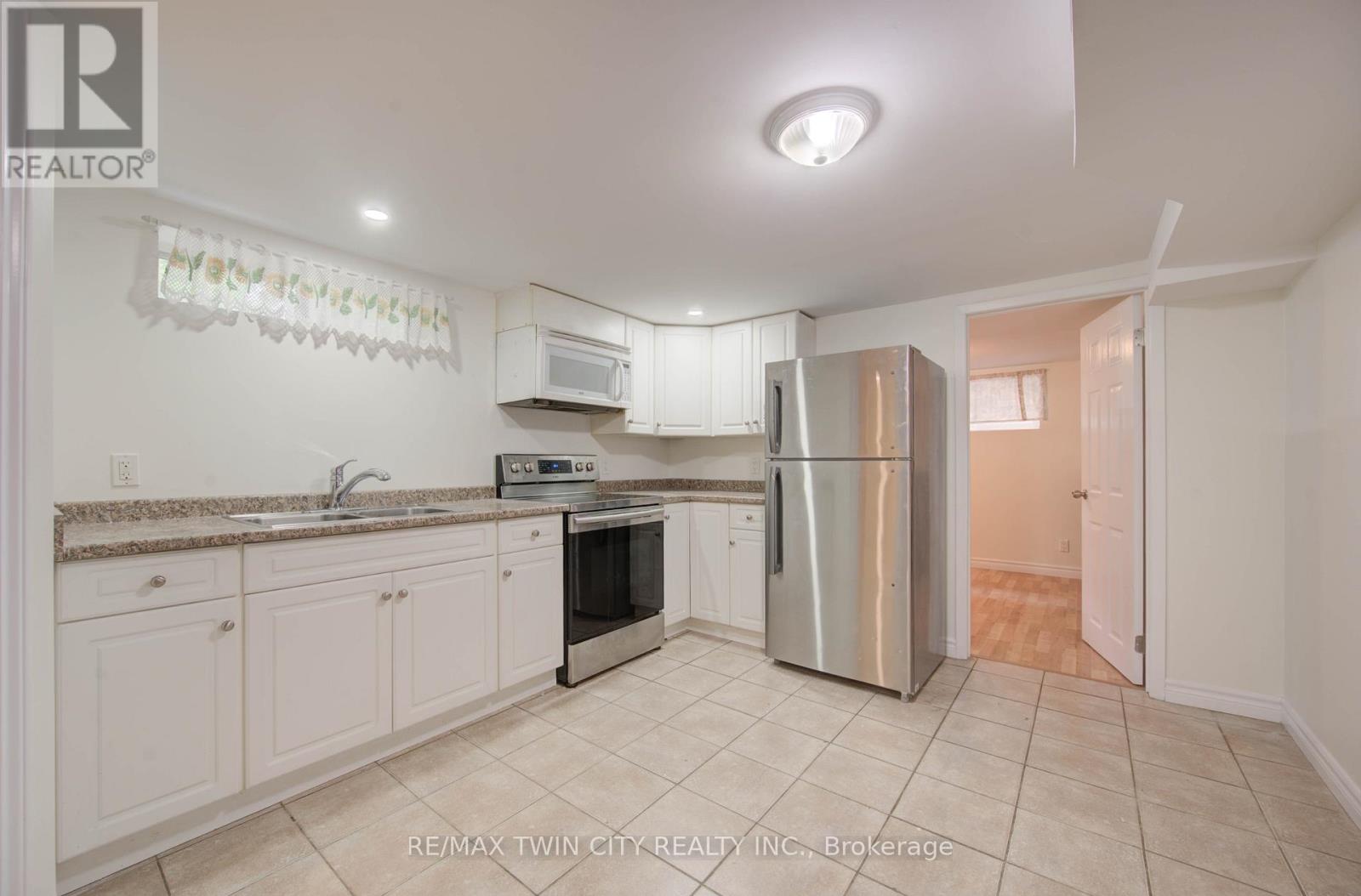 28 Jack Avenue, Kitchener, Ontario  N2M 1Z8 - Photo 26 - X12512708