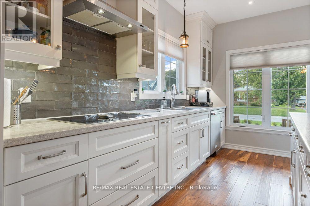 54 Lakeview Avenue, Norfolk, Ontario  N0A 1N8 - Photo 17 - X12512712