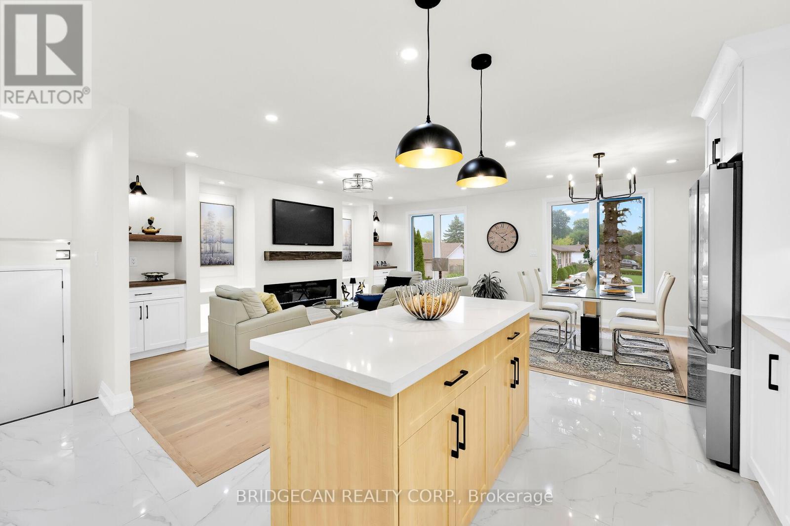 121 Appleford Road, Hamilton, Ontario  L9C 5Y2 - Photo 12 - X12512716