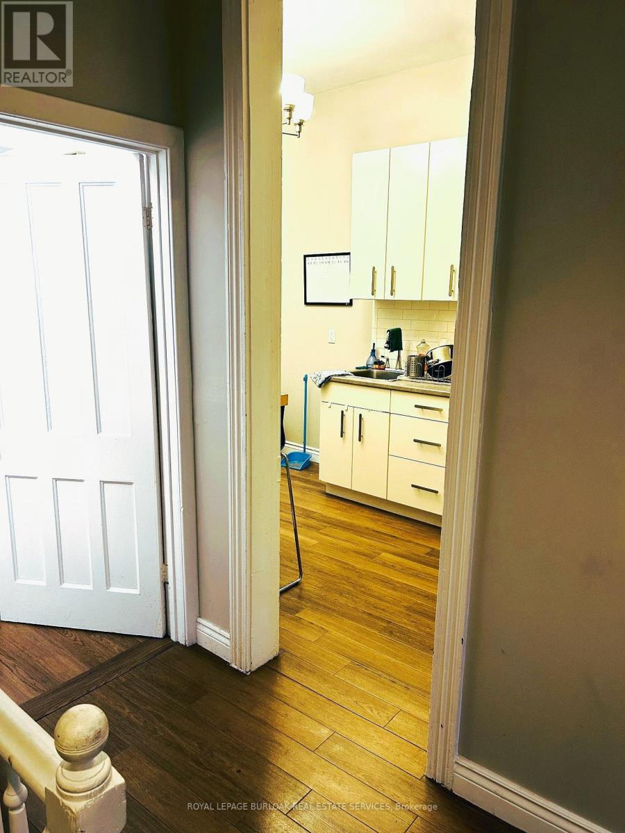 175 John Street S, Hamilton, Ontario  L8N 2C5 - Photo 9 - X12512730