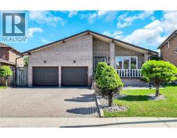 140 SOLOMON Crescent, Hamilton, Ontario