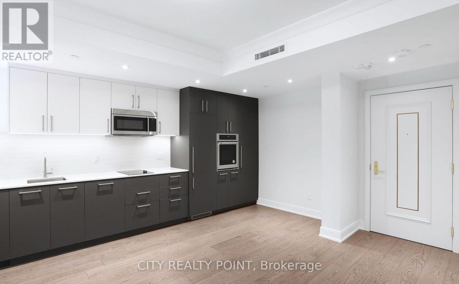 117 - 2 Clarendon Avenue, Toronto, Ontario  M4V 1H9 - Photo 3 - C12512860