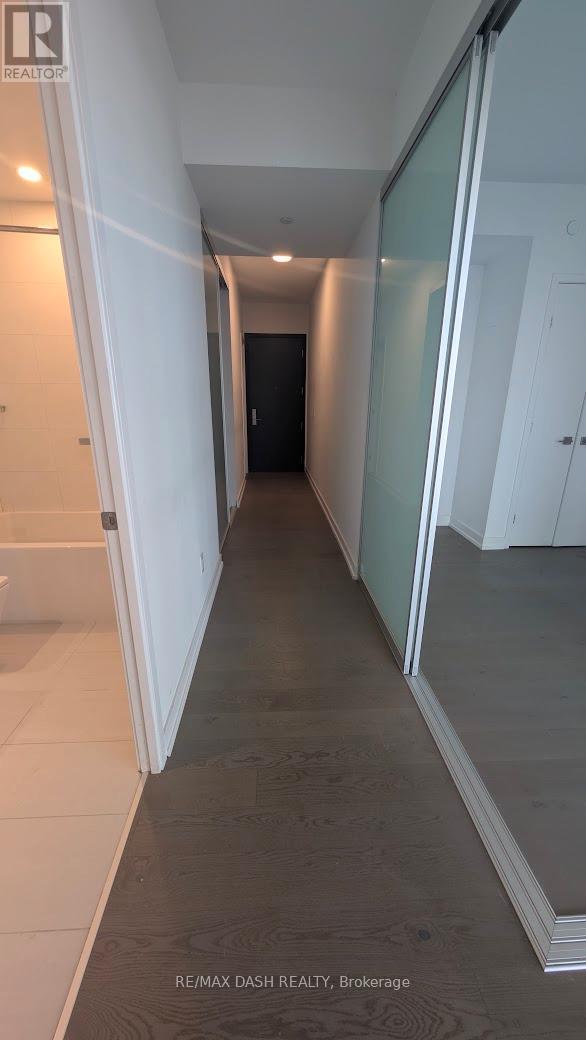 4616 - 488 University Avenue, Toronto, Ontario  M5G 0C1 - Photo 3 - C12512868