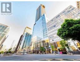 4616 - 488 UNIVERSITY AVENUE, Toronto, Ontario