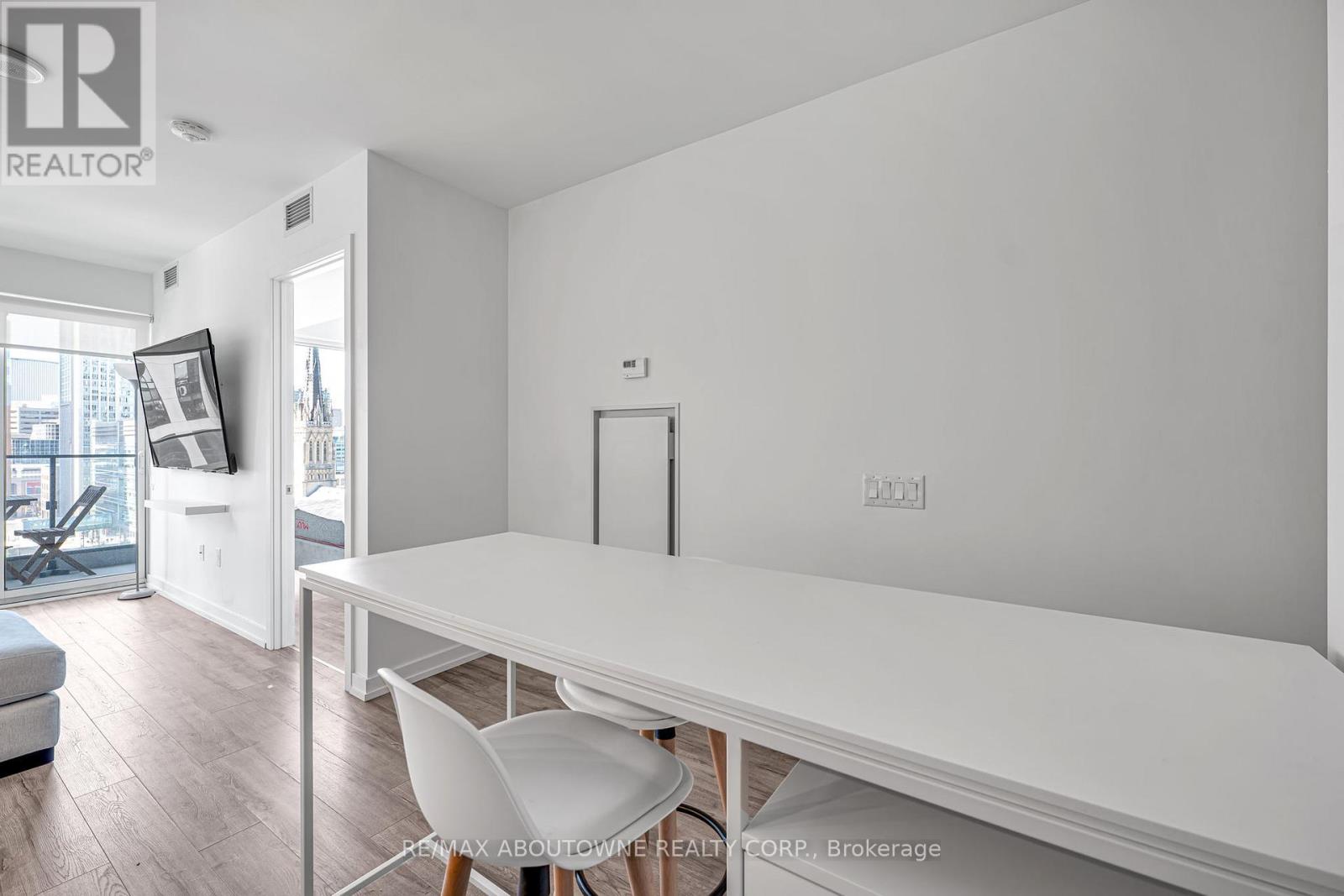 1516 - 77 Shuter Street, Toronto, Ontario  M5B 0B8 - Photo 15 - C12512966