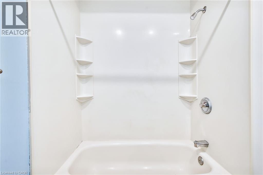 65 Dorchester Boulevard Unit# 23, St. Catharines, Ontario  L2M 7T4 - Photo 30 - 40742835