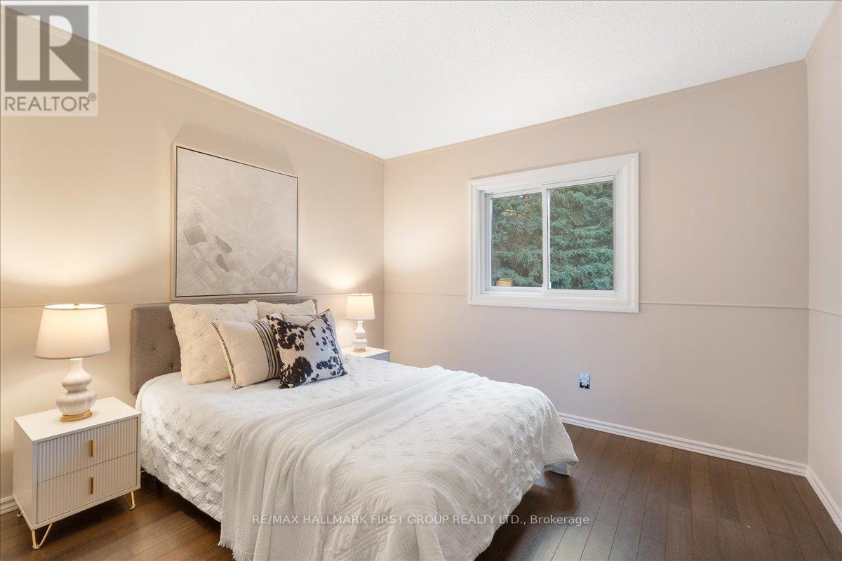 1239 Fieldstone Circle, Pickering, Ontario  L1X 1B9 - Photo 18 - E12512784