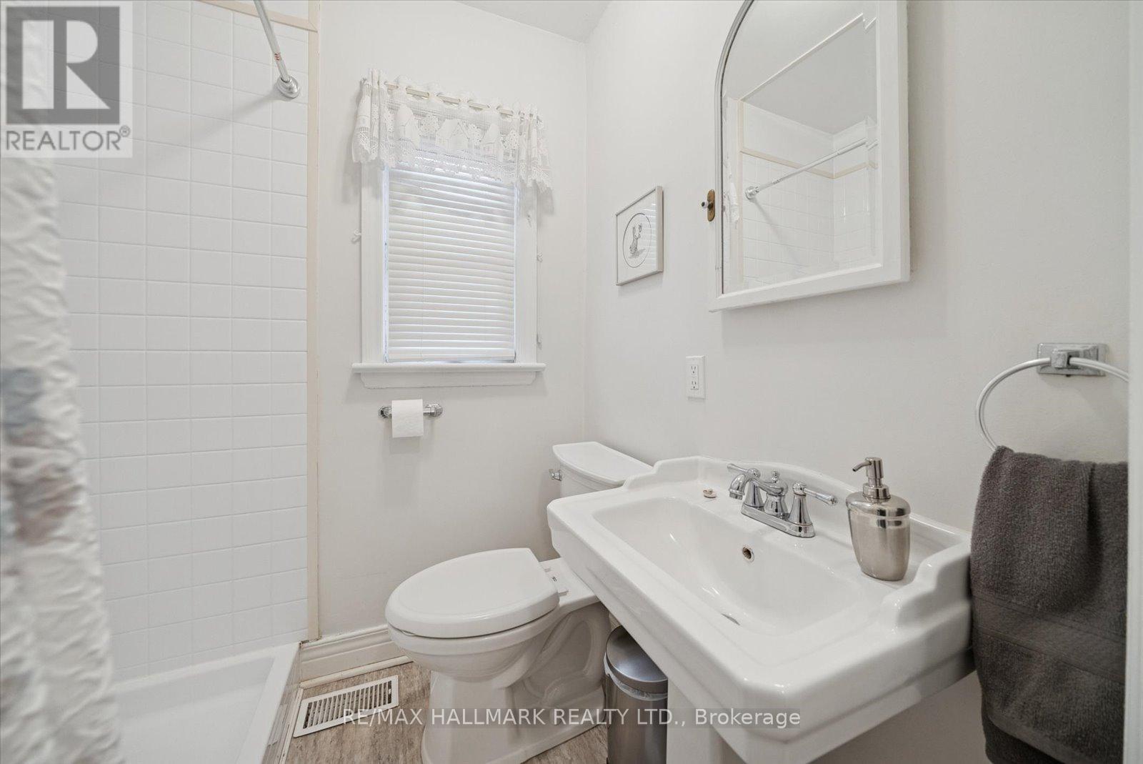 16 Park Street, Toronto, Ontario  M1N 2N2 - Photo 21 - E12512954