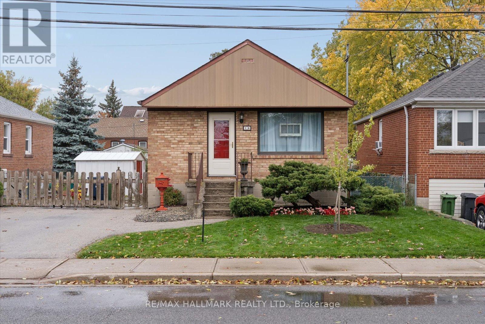 16 Park Street, Toronto, Ontario  M1N 2N2 - Photo 3 - E12512954