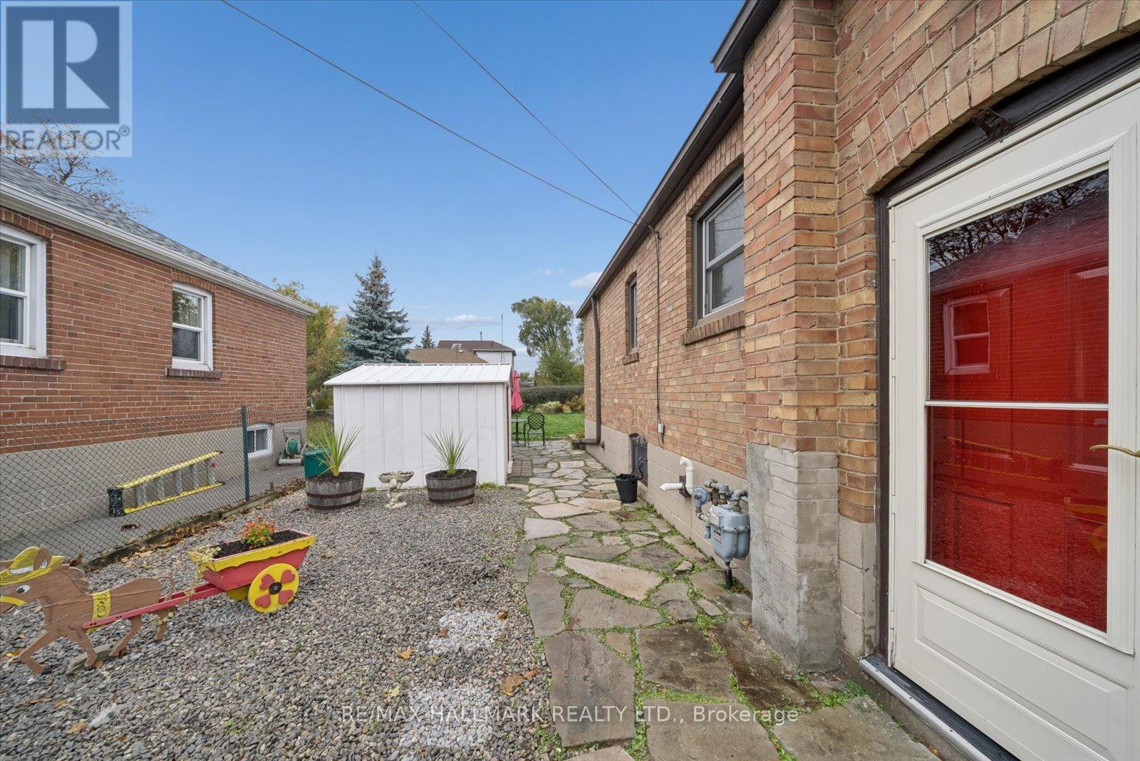 16 Park Street, Toronto, Ontario  M1N 2N2 - Photo 33 - E12512954