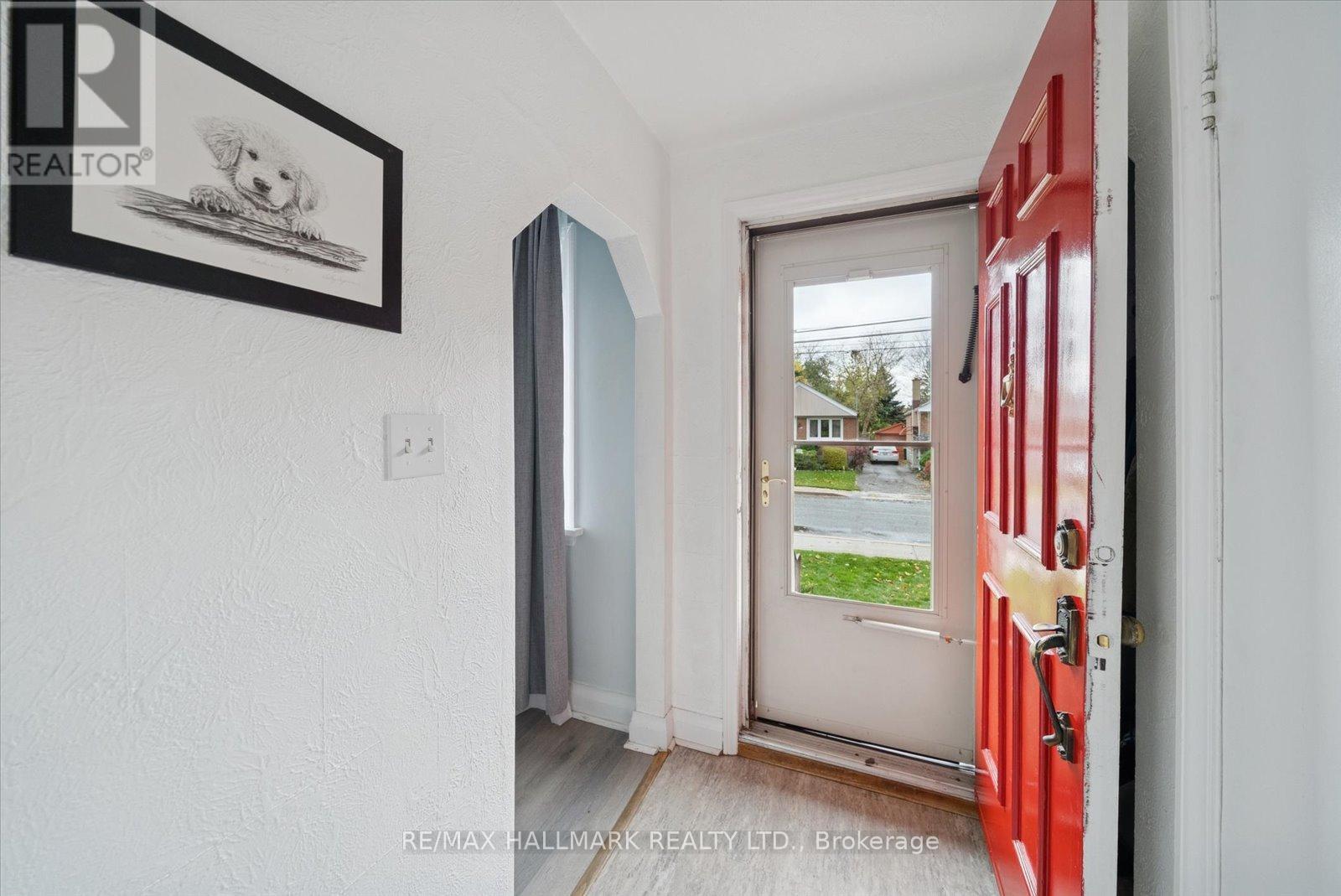 16 Park Street, Toronto, Ontario  M1N 2N2 - Photo 5 - E12512954