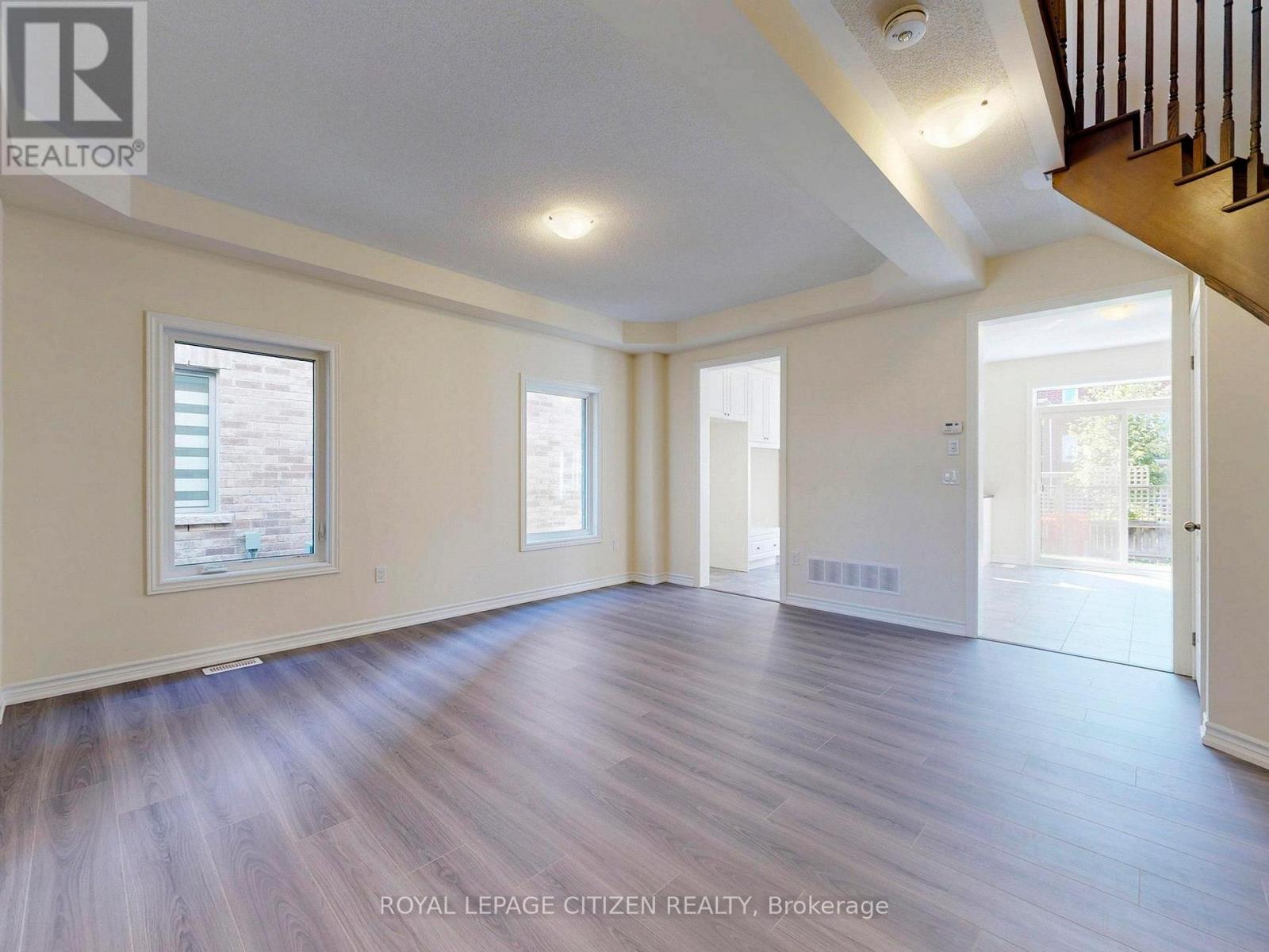 42 North Garden Boulevard, Scugog, Ontario  L9L 1B3 - Photo 5 - E12512986