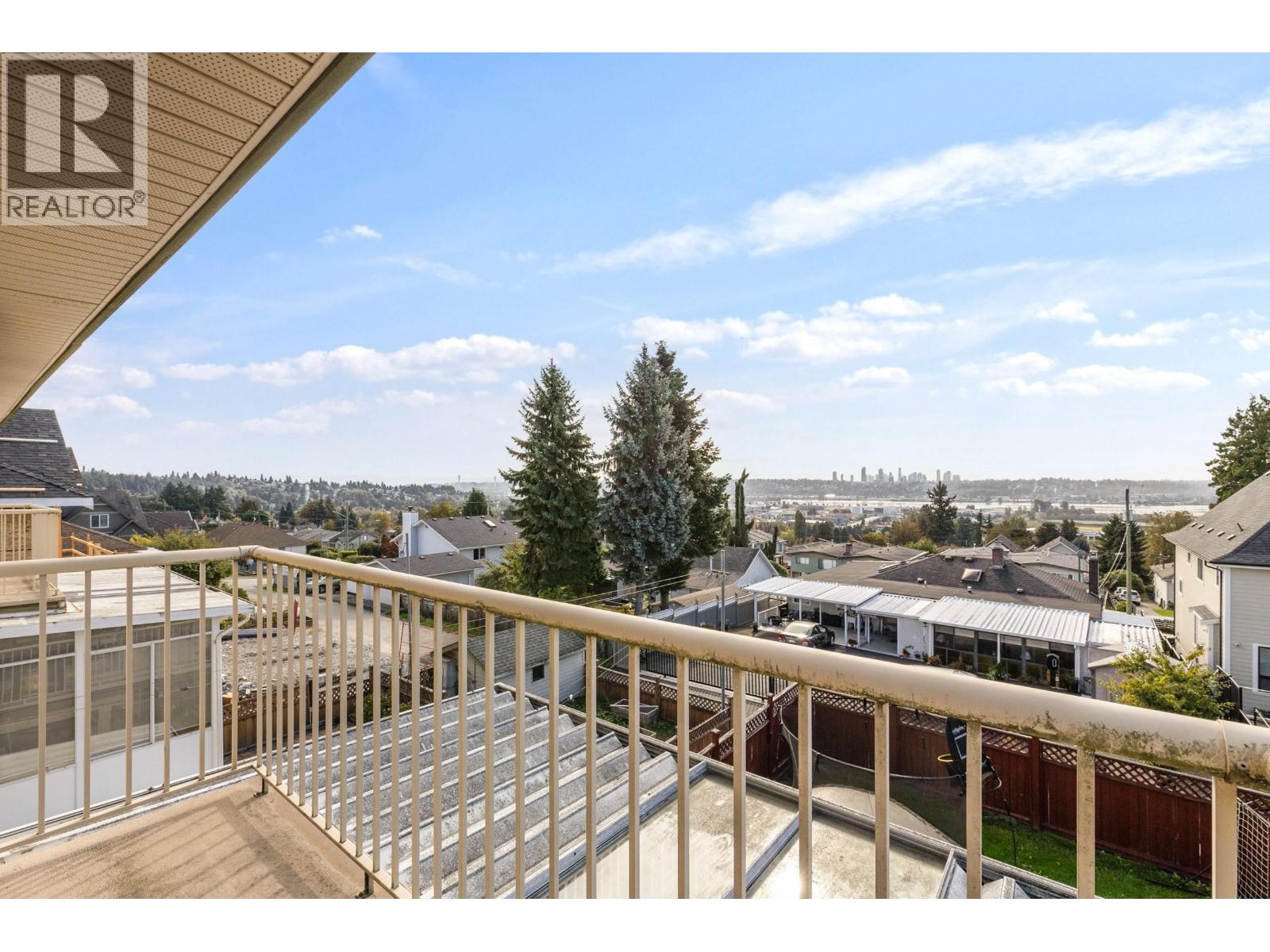 1020 Stewart Avenue, Coquitlam, British Columbia  V3K 2N6 - Photo 14 - R3059197