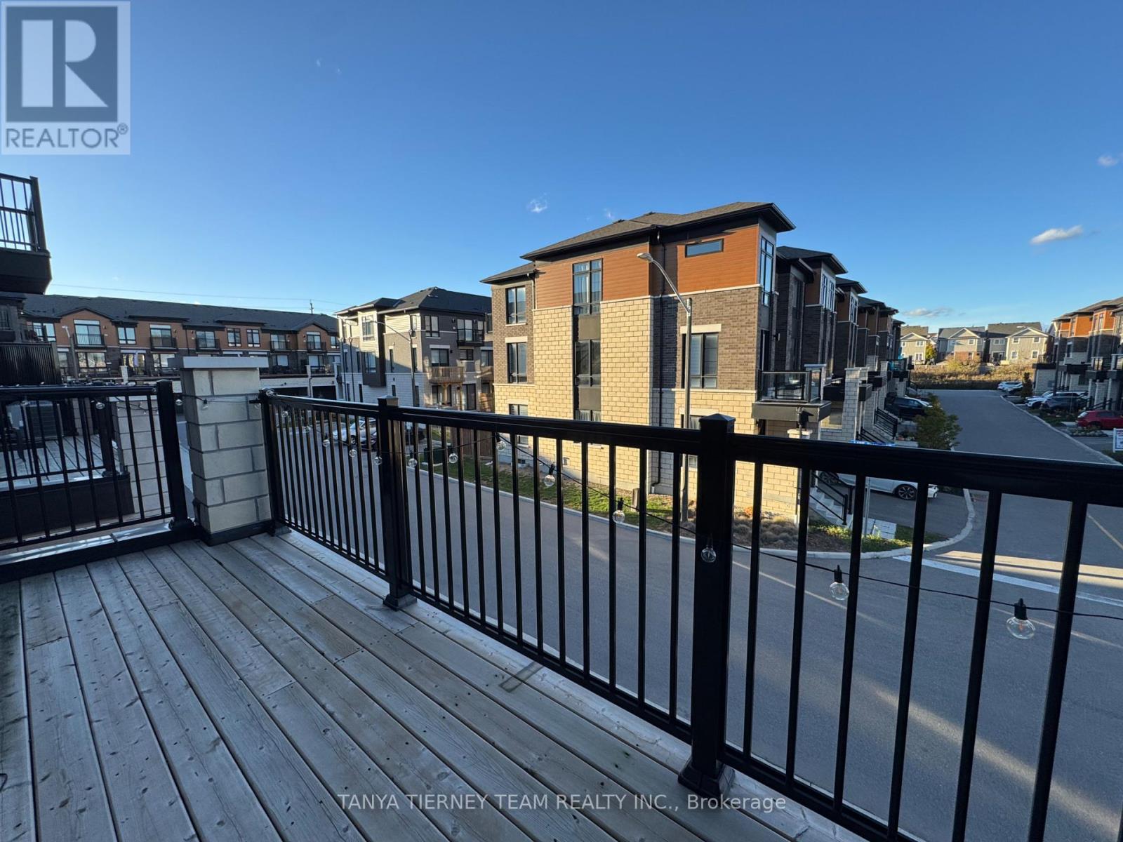 288 Carnwith Drive E, Whitby, Ontario  L1M 2L6 - Photo 9 - E12510126