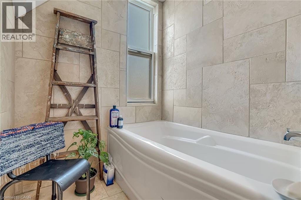 108 Emerald Street N, Hamilton, Ontario  L8L 5K4 - Photo 21 - 40785908