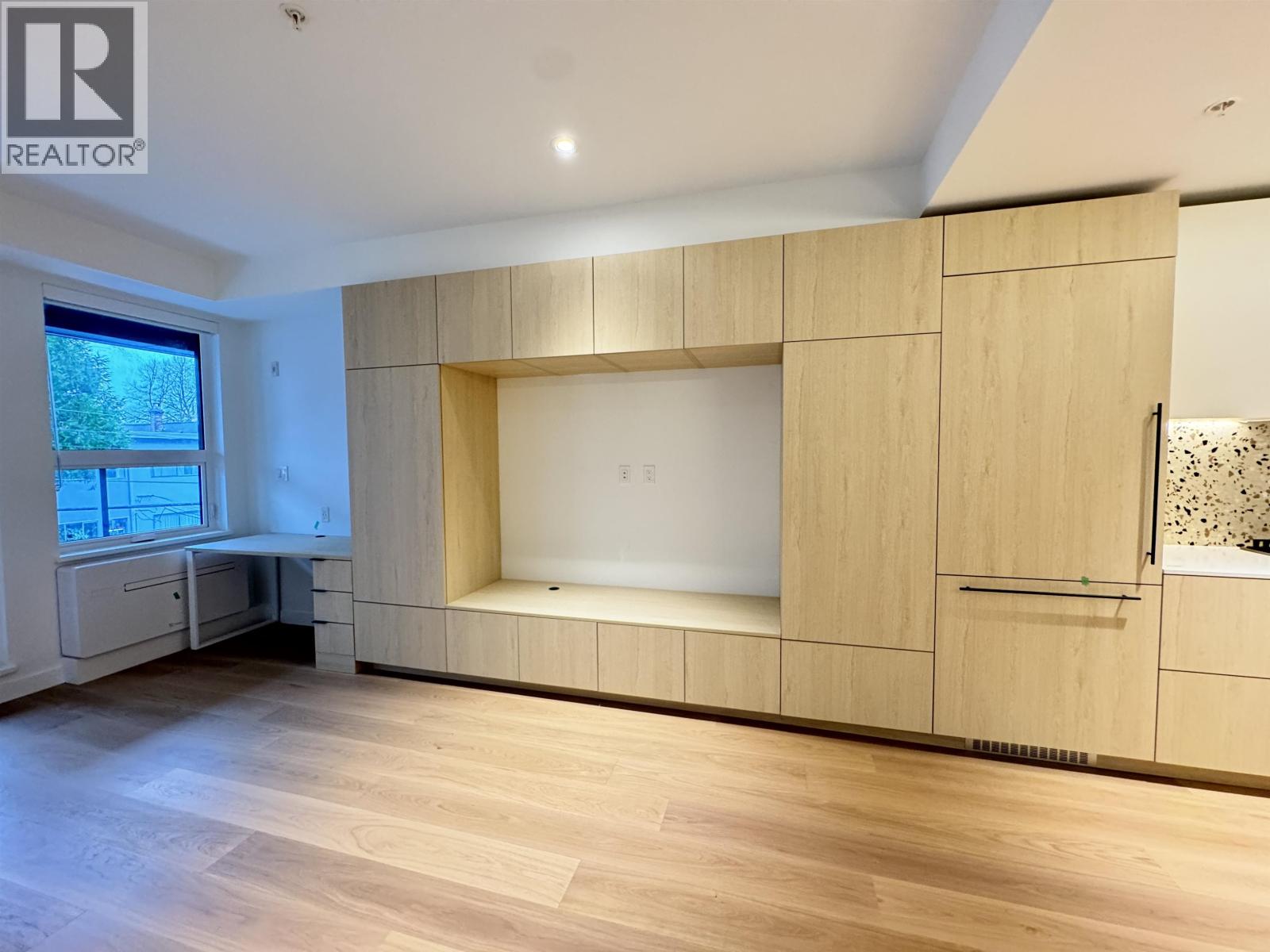 319 471 E Broadway, Vancouver, British Columbia  V5T 1W9 - Photo 9 - R3019710