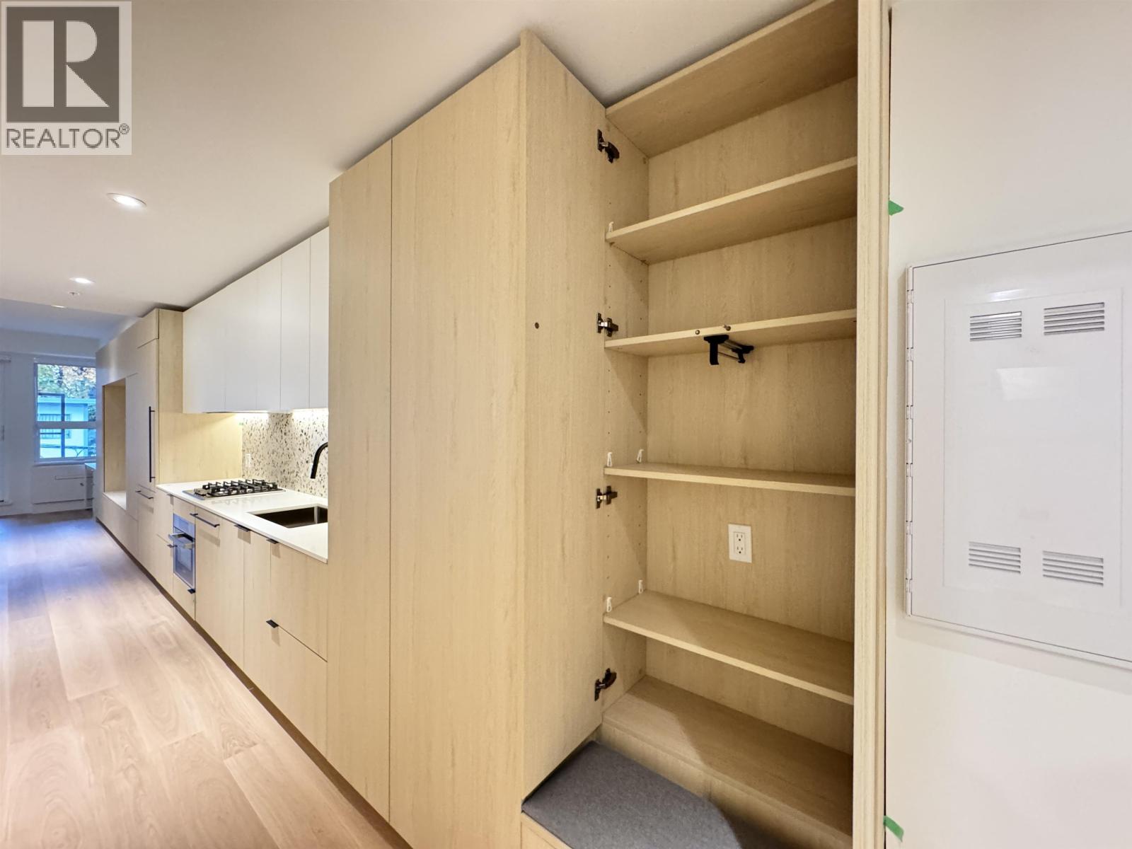 319 471 E Broadway, Vancouver, British Columbia  V5T 1W9 - Photo 17 - R3019710