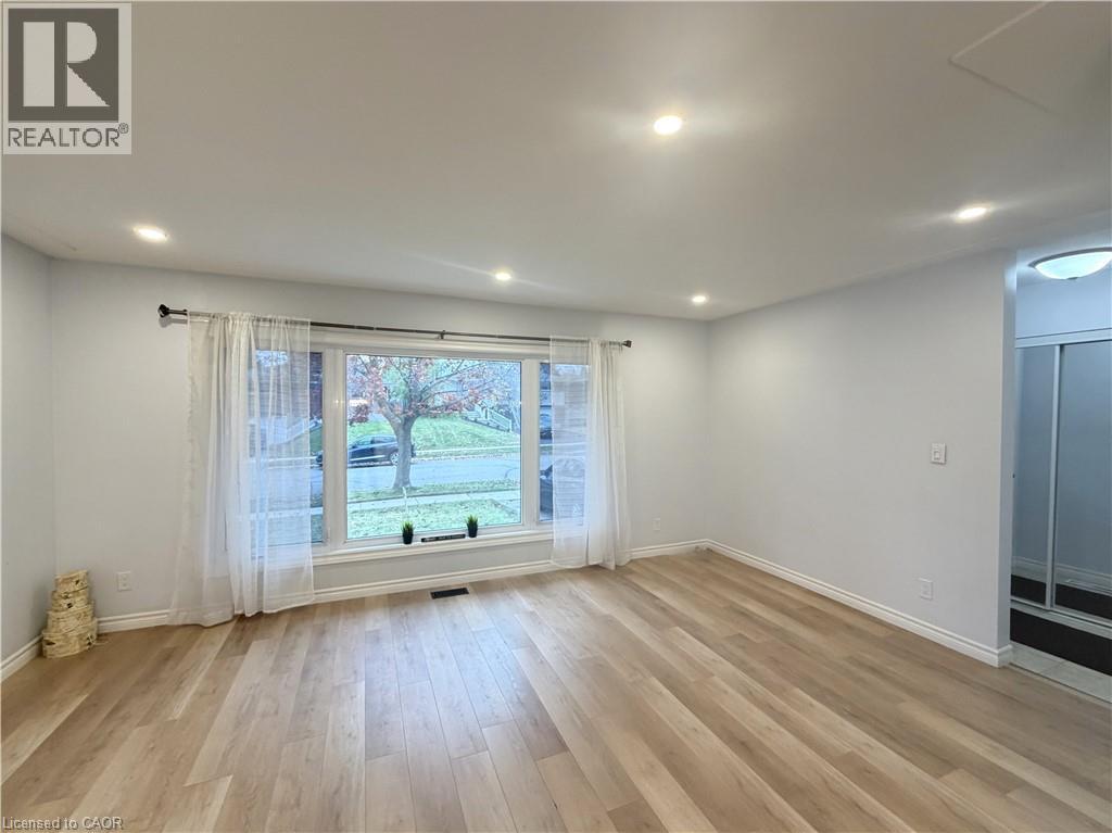 15 Duncairn Avenue Unit# Main, Kitchener, Ontario  N2M 4S5 - Photo 13 - 40785936