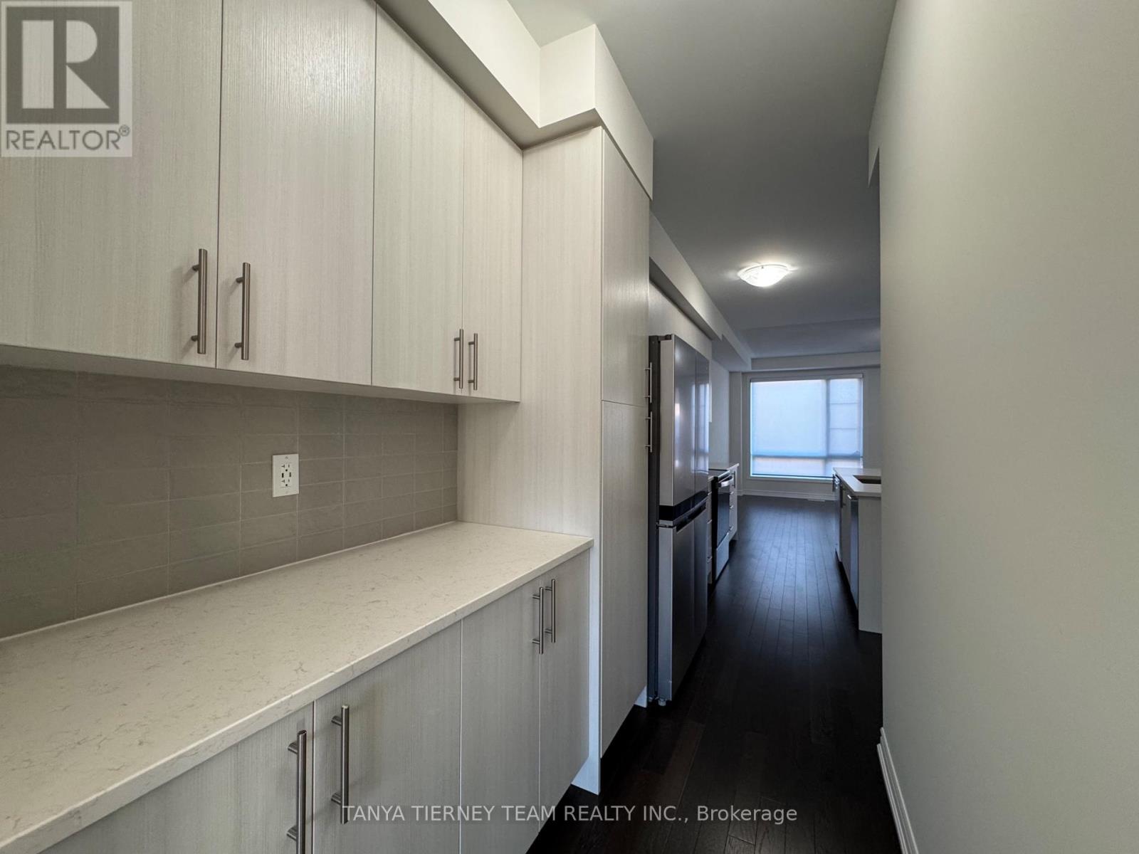 288 Carnwith Drive E, Whitby, Ontario  L1M 2L6 - Photo 5 - E12510126