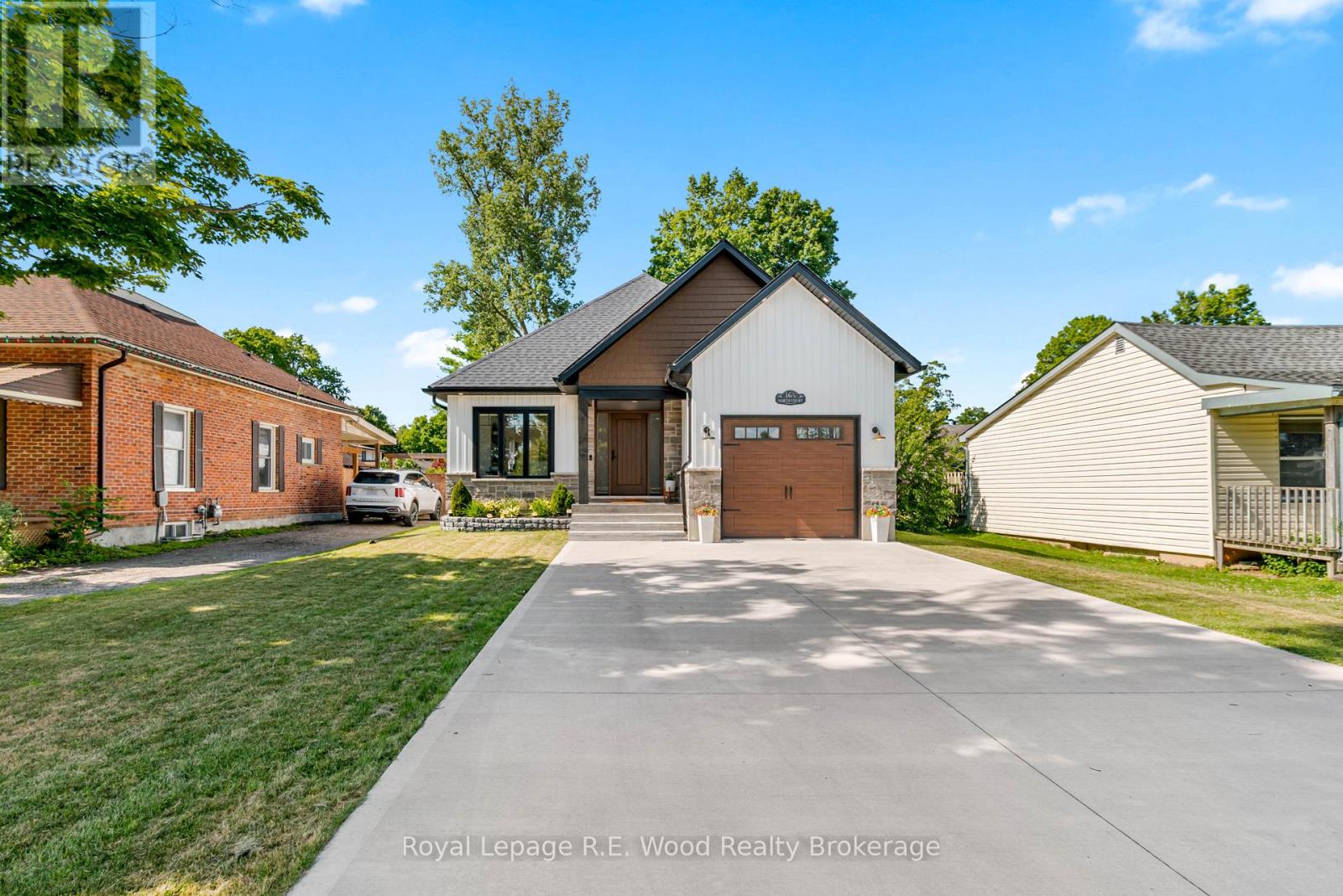 16.5 North Court Street W, Norwich, Ontario  N0J 1P0 - Photo 1 - X12304261