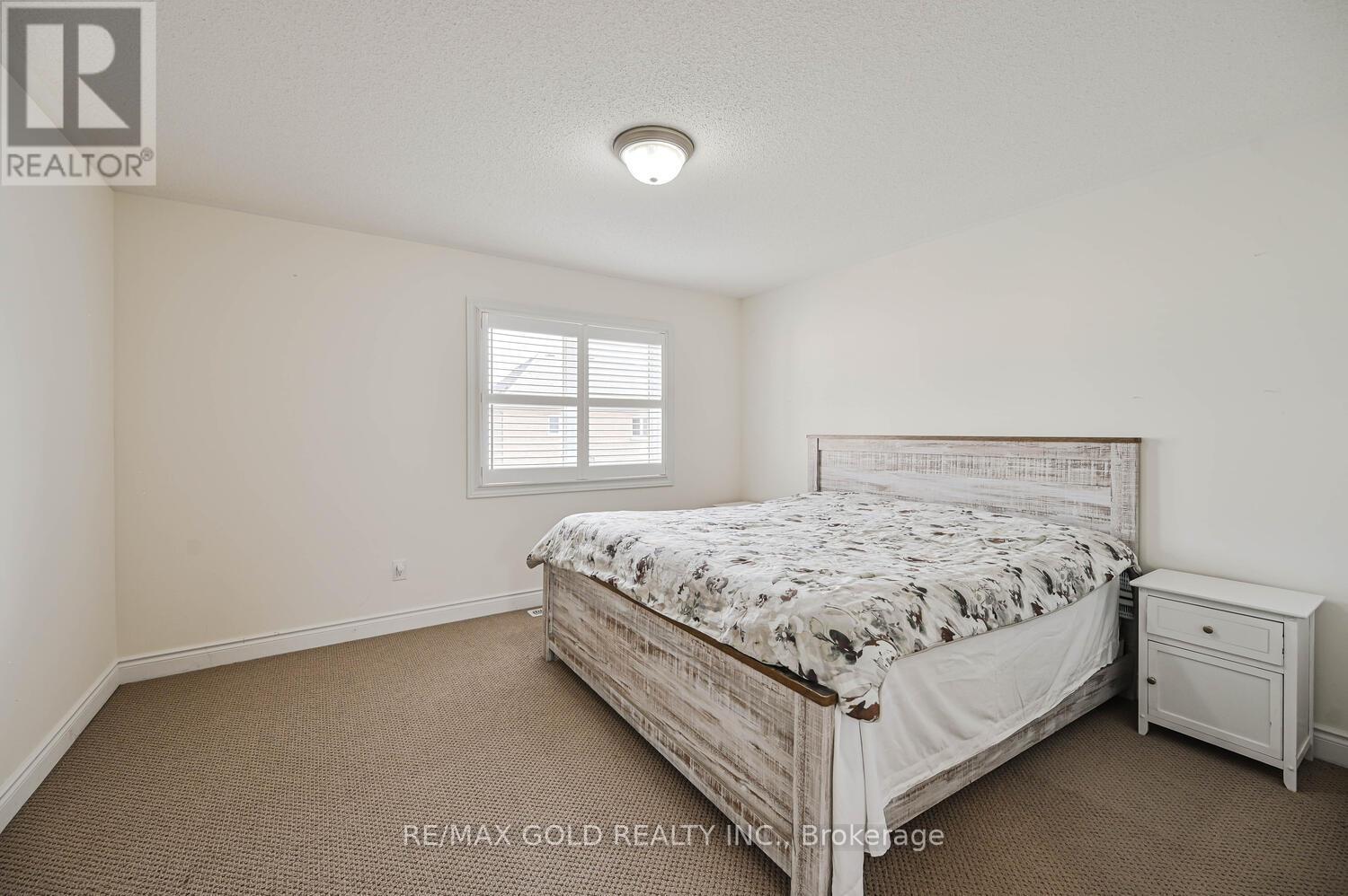 37 Scotchmere Crescent, Brampton, Ontario  L6P 3A6 - Photo 36 - W12492052