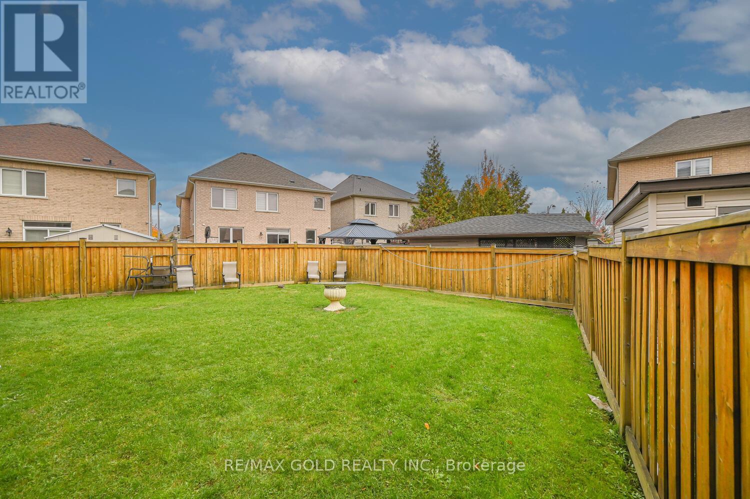 37 Scotchmere Crescent, Brampton, Ontario  L6P 3A6 - Photo 50 - W12492052