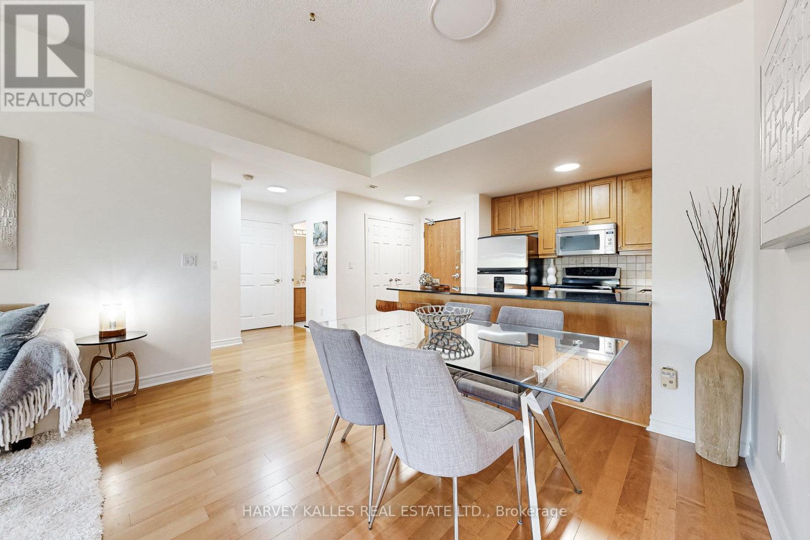 405 - 4620 Highway 7, Vaughan, Ontario  L4L 0B3 - Photo 11 - N12512764