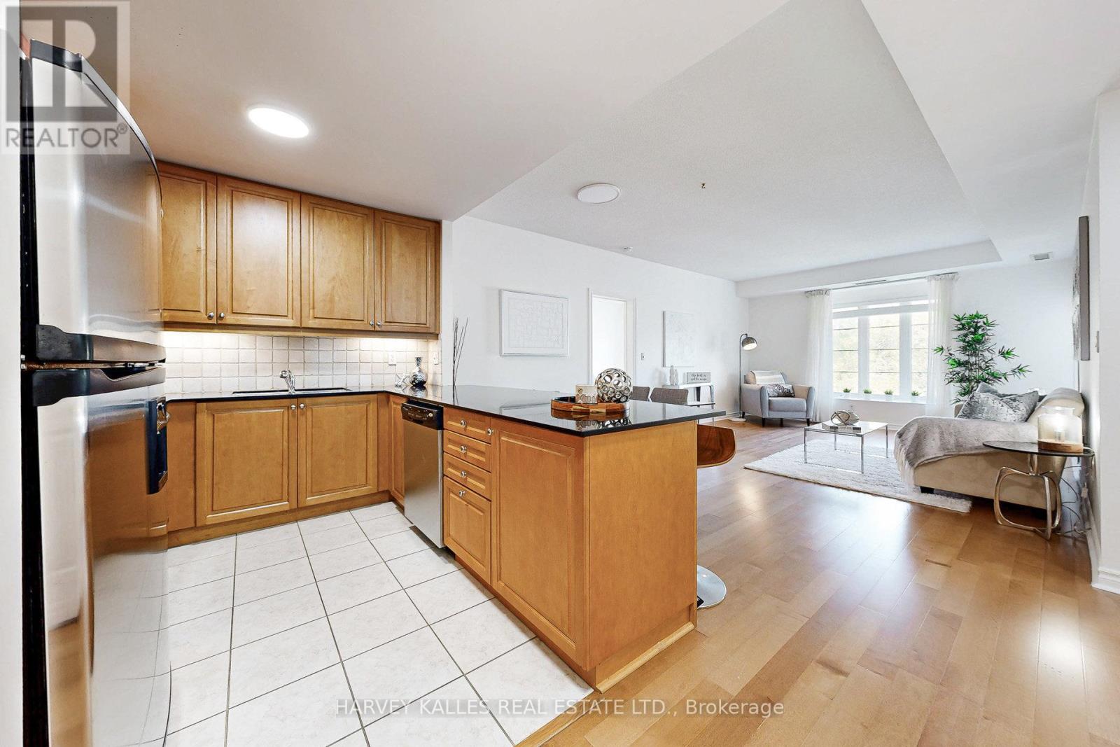 405 - 4620 Highway 7, Vaughan, Ontario  L4L 0B3 - Photo 5 - N12512764